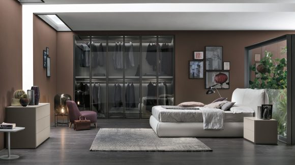 Letto imbottito bianco: design minimal per una camera elegante